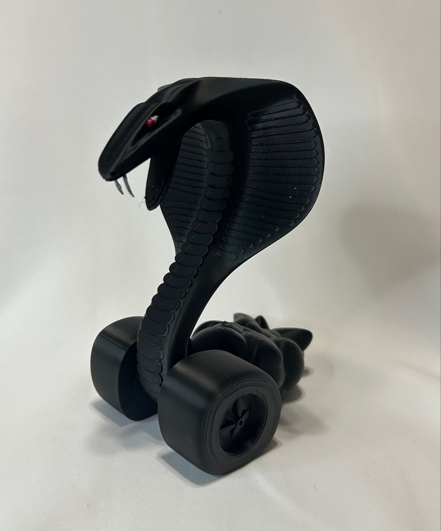 Black-out Cobra Jet Snake