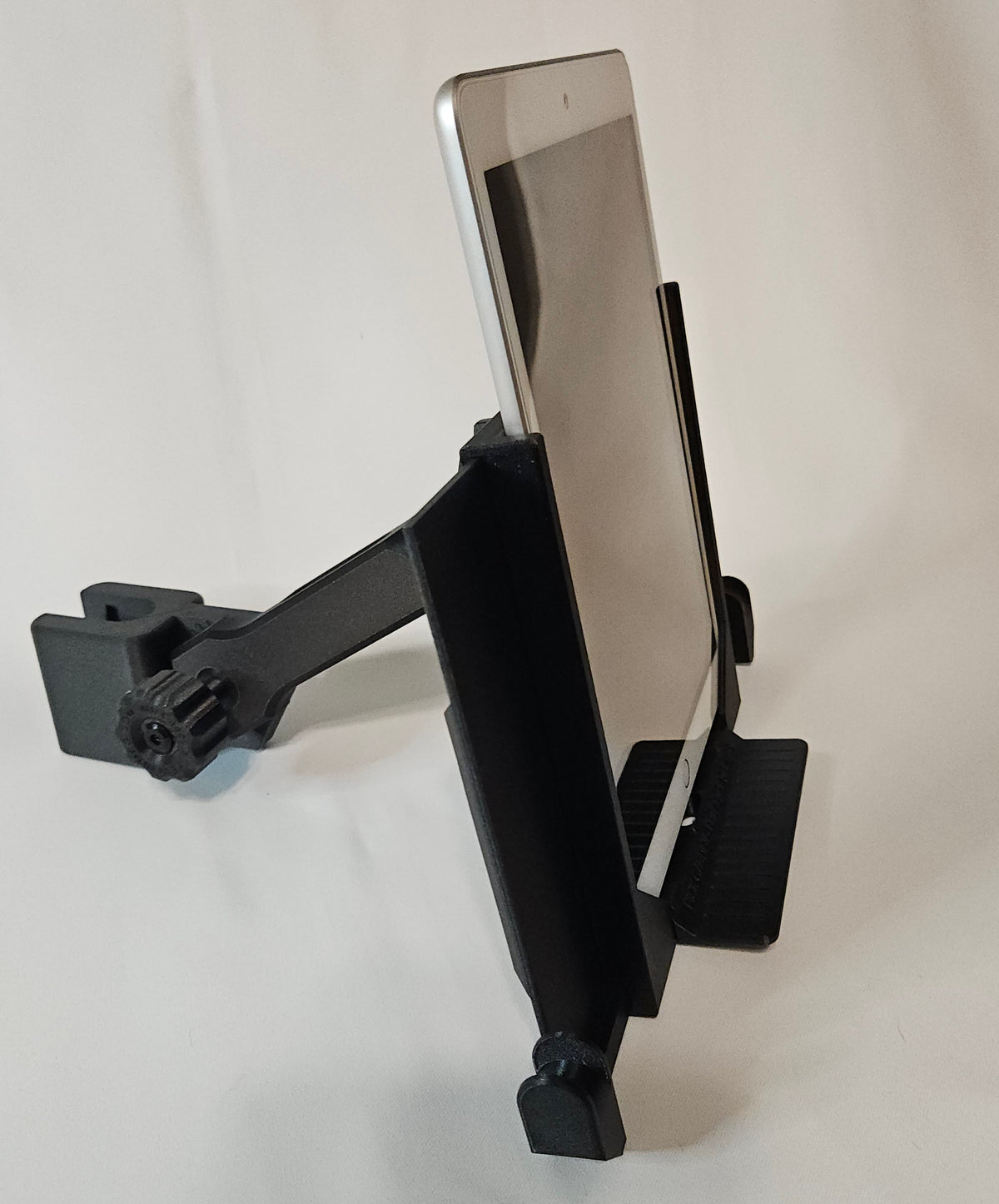 Adjustable MicCaddy™ Tablet Holder